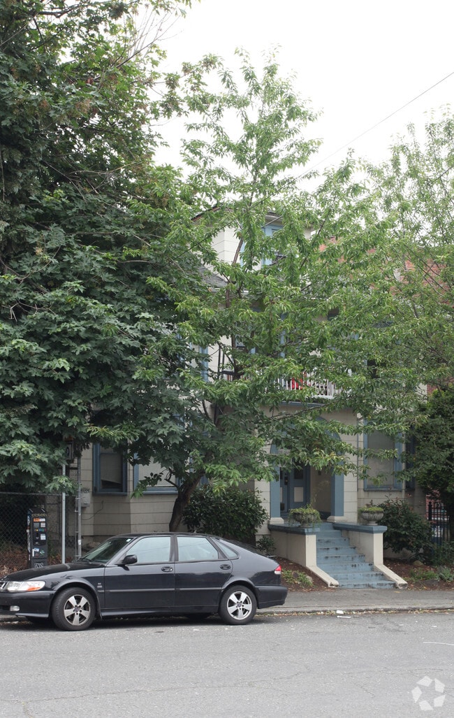 Belmont Apartments 1527 Belmont Ave Seattle WA 98122 Apartment Finder