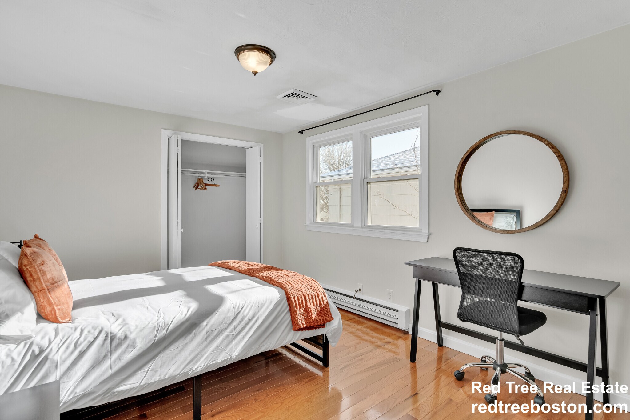 Building Photo - 74-76 Dunboy Unit 2