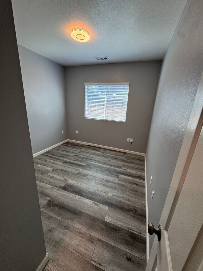 Building Photo - ADU Garden Grove