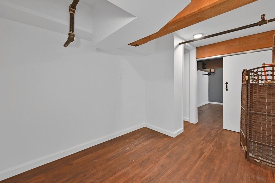Building Photo - 384 Trenton Ave