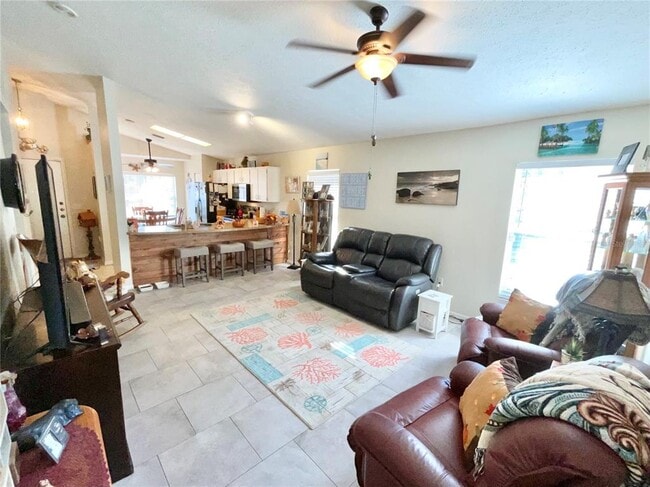 Building Photo - 7831 Barclay Rd