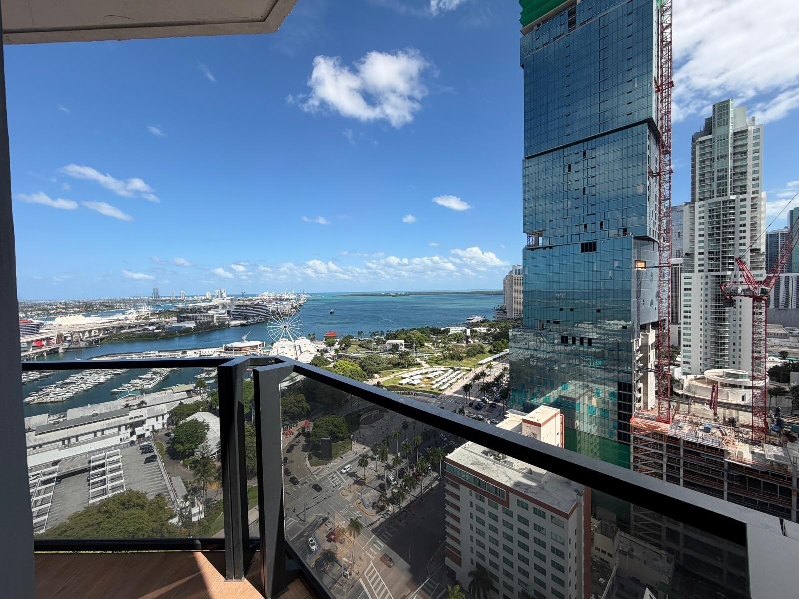 Building Photo - 398 NE 5th St