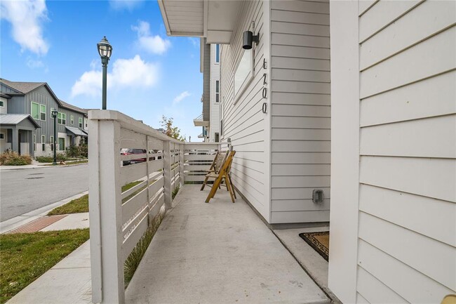 Building Photo - 4200 Margarita St