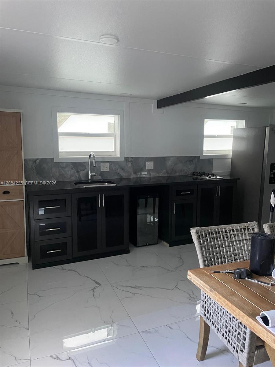 Building Photo - 1148 Grandview Cir