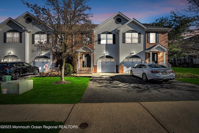 Building Photo - 204 Finch Ct