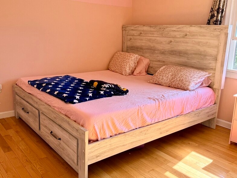Primary bedroom - 37 Pinecrest Vlg