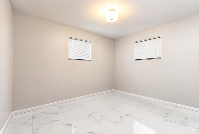 Building Photo - 1600 N 68th Ave
