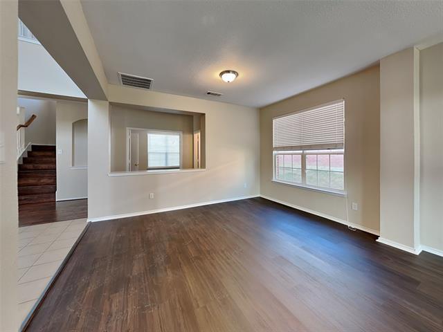 Building Photo - 2707 Whisper Ct