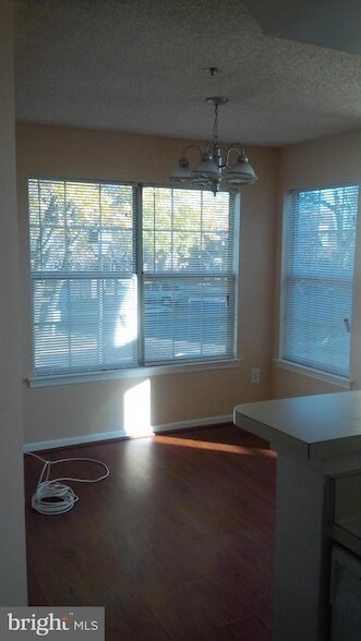 Building Photo - 14024 Vista Dr