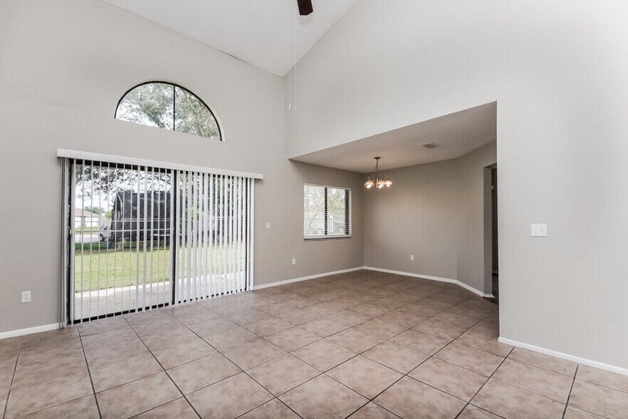 Building Photo - 13133 Boulder Woods Cir