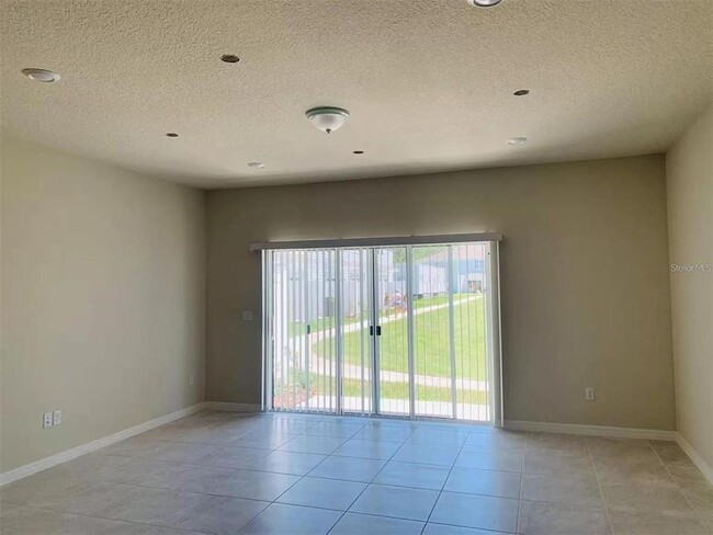 Building Photo - 4520 Sparkling Shell Ave