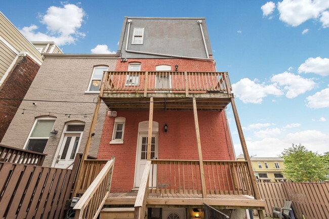 Building Photo - 1,900+ SQ FT in Bloomingdale NW DC