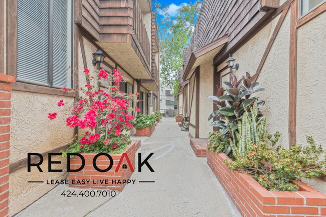 Building Photo - 15050 1/4 Moorpark Street-20