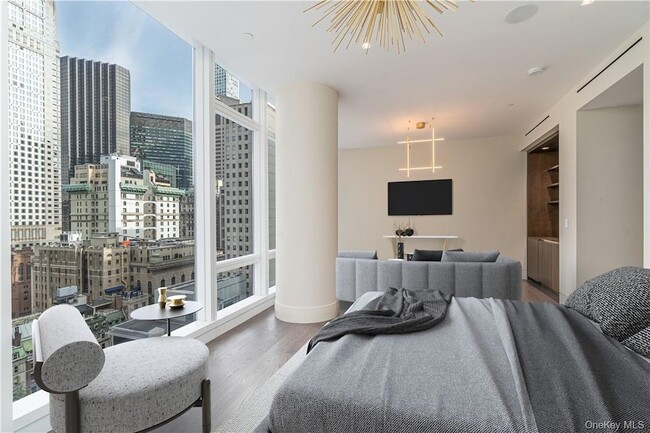 Building Photo - 20 W 53rd St