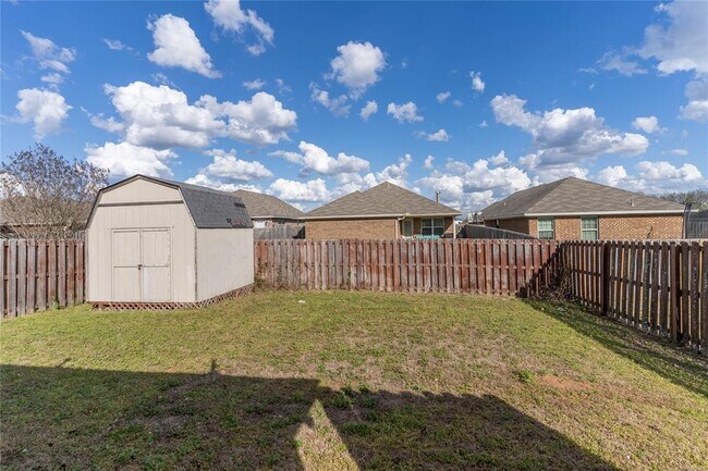 Building Photo - 1818 Cotton Blossom Way
