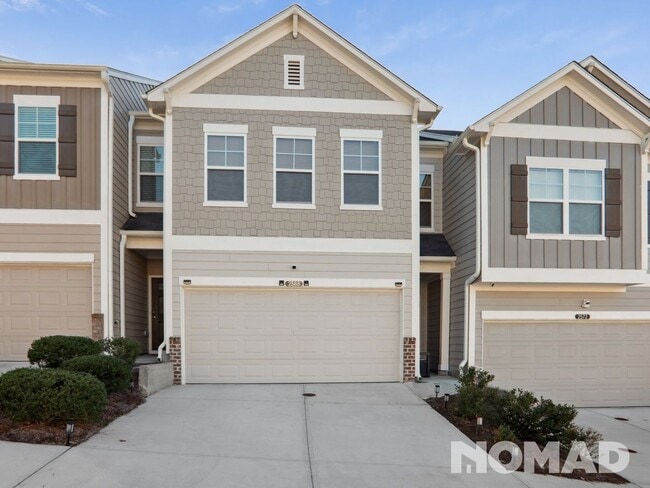 Building Photo - 2568 Centennial Pl