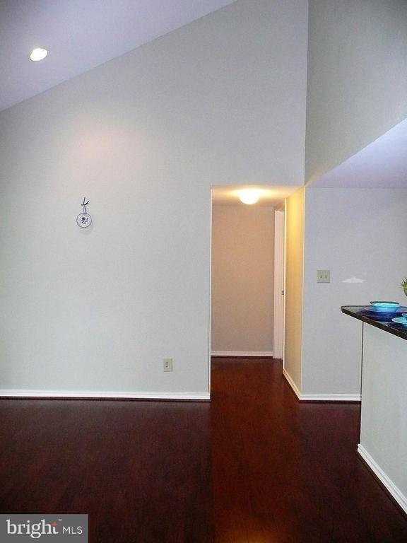 Building Photo - 3903 Penderview Dr