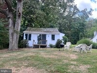 Building Photo - 1 Punte Ln