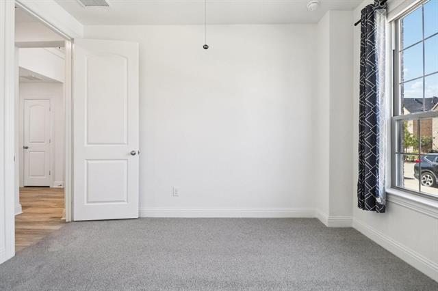 Building Photo - 3130 Tiara Dr