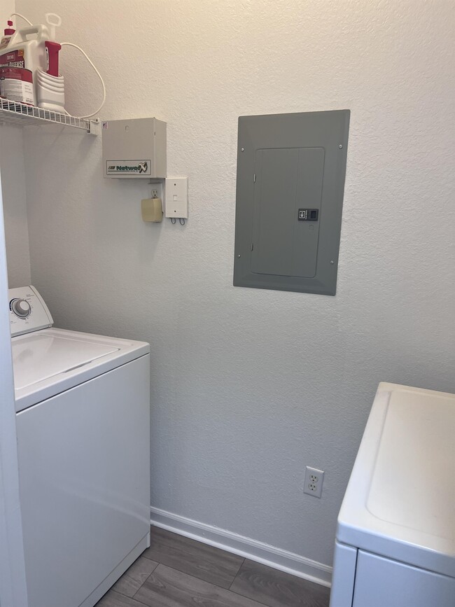 Building Photo - 2712 White Magnolia Way