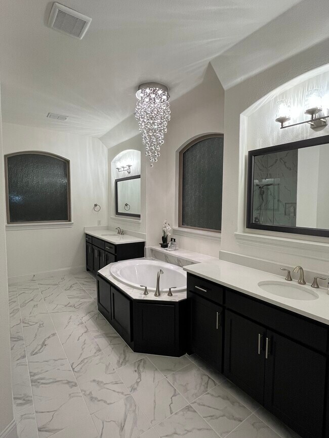 Building Photo - 3220 Zenyatta Ct