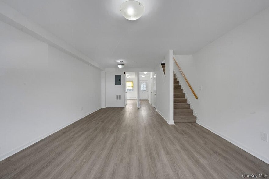 Building Photo - 38 Beekman Ave