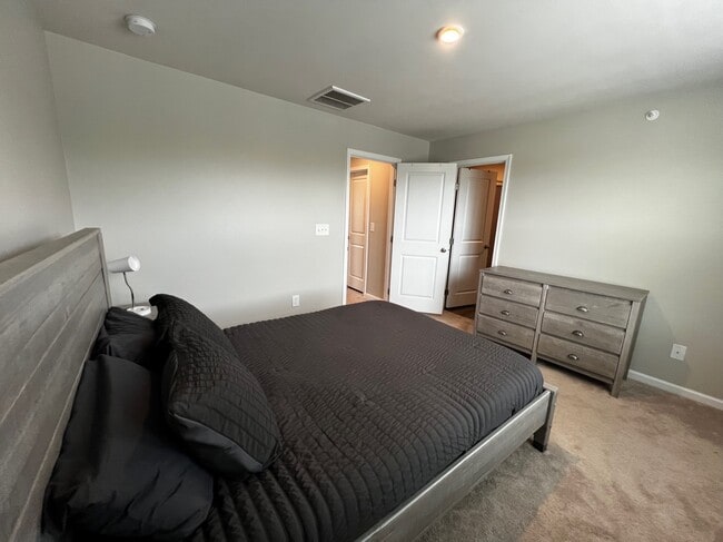 Building Photo - 5316 Austin Knoll Ct