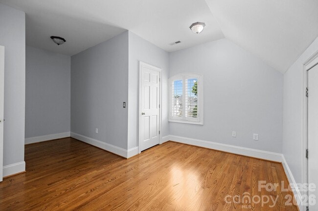 Building Photo - 9205 Woodriver Ln