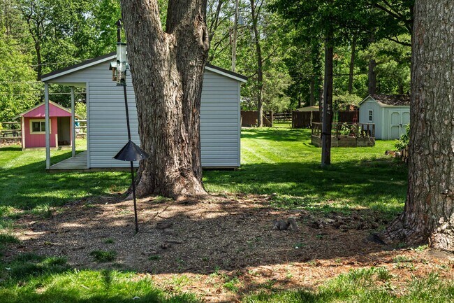 Building Photo - 6744 Merwin Pl