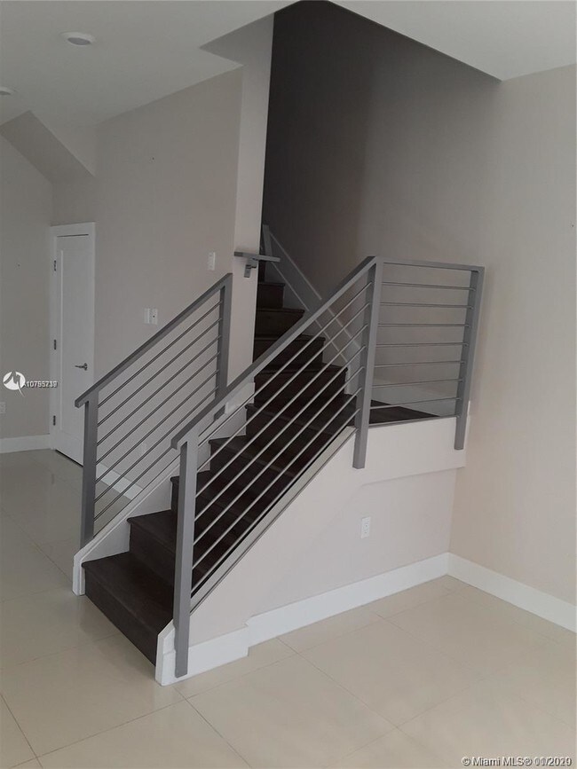 Building Photo - 11746 SW 106th Terrace