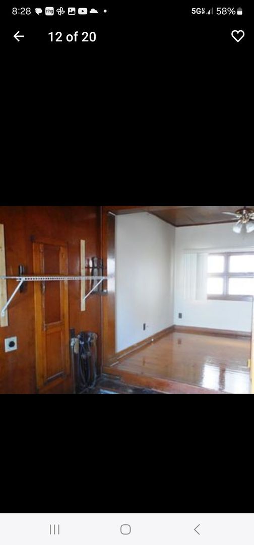 Building Photo - Great 4 bedroom with garage