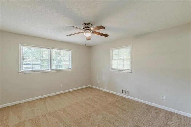 Building Photo - 3661 Boring Rd