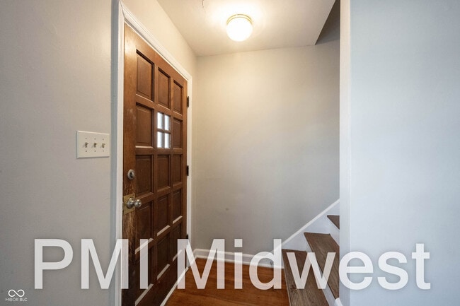 Building Photo - 1319 N Alton Ave