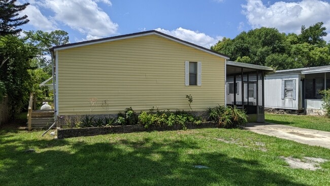 Building Photo - 56 Lawrence Ct