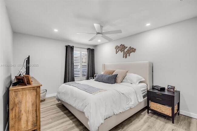 Building Photo - 12950 SW 66th Terrace