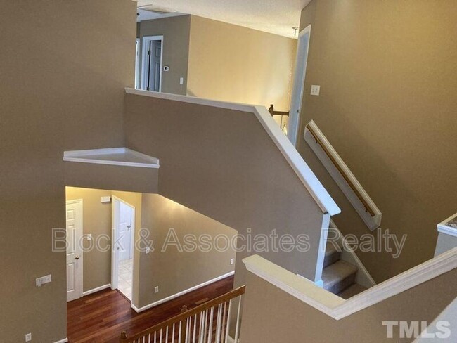 Building Photo - 9012 Blakehurst Dr