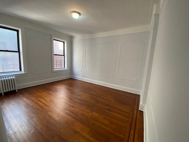Building Photo - 28-23 42nd St