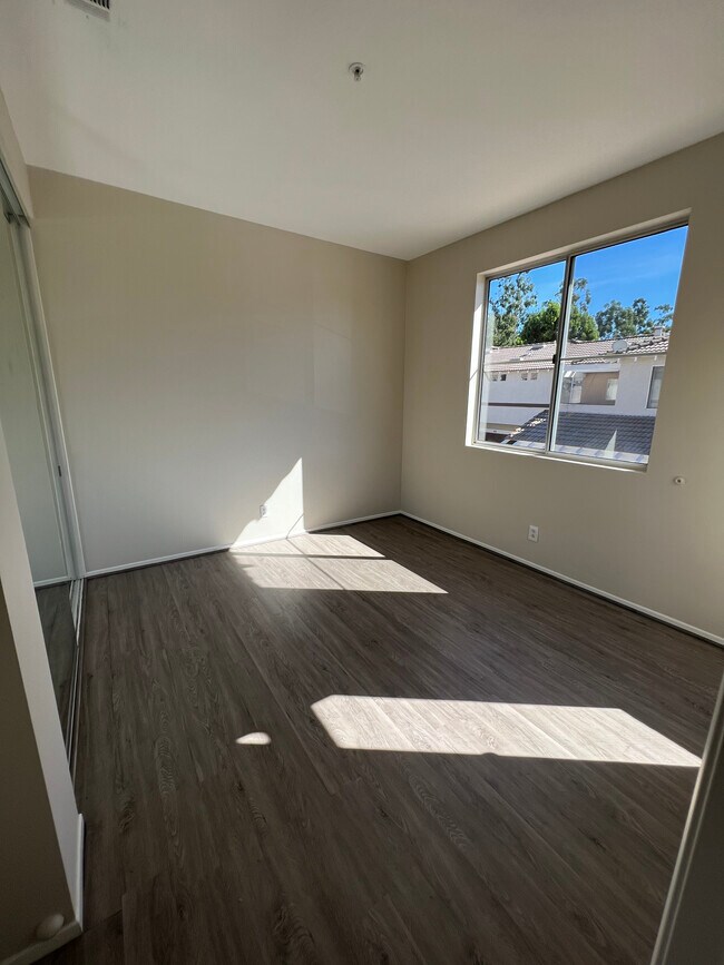Secondary master - 28 Santa Barbara Ct