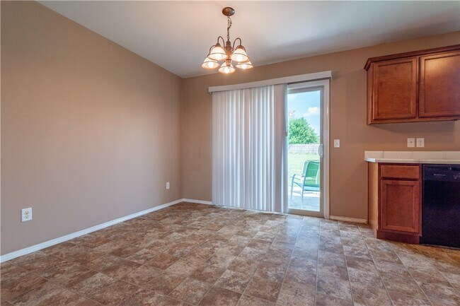 Building Photo - 1230 Bo Ln