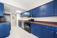 Building Photo - 3184 Nectarine Cir