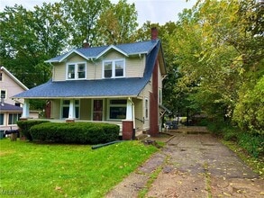 Building Photo - 175 Brookline Ave