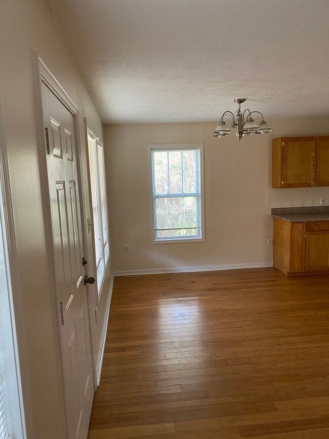 Building Photo - Beautiful 3/1 House in Waveland, MS