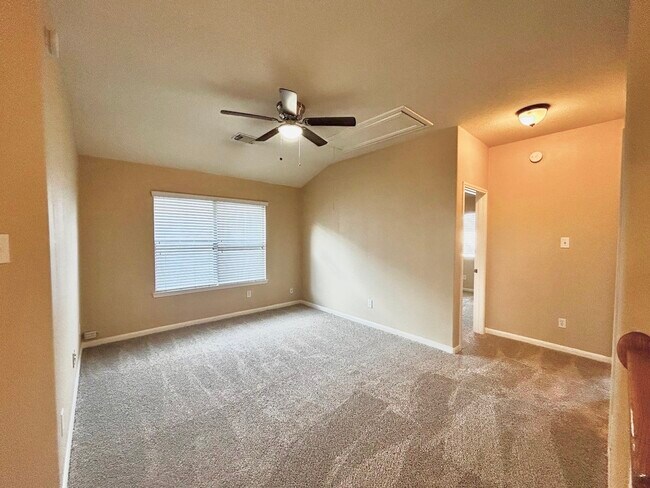 Building Photo - 5903 Llano Creek Dr
