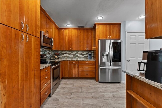 Building Photo - 2605 S Manhattan Ave