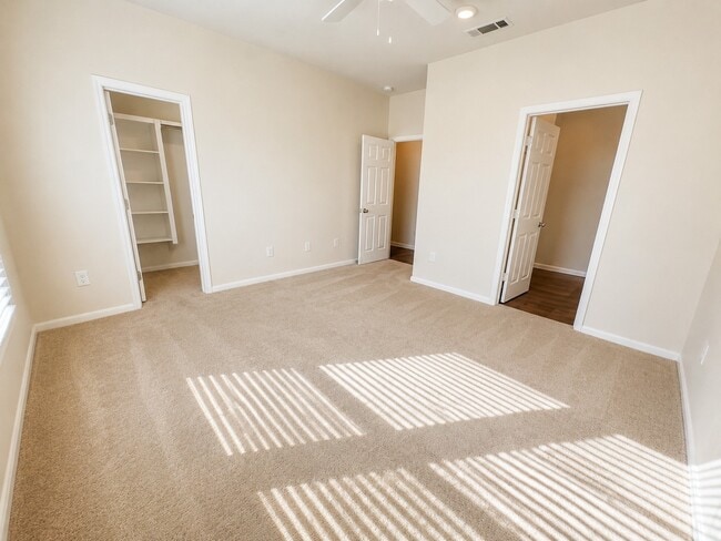 Building Photo - 17902 Sunny Savanna Dr