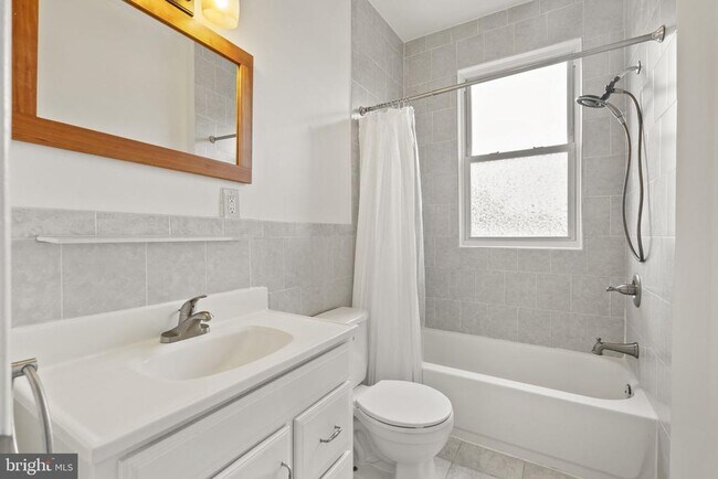 Building Photo - 4120 14th St NW