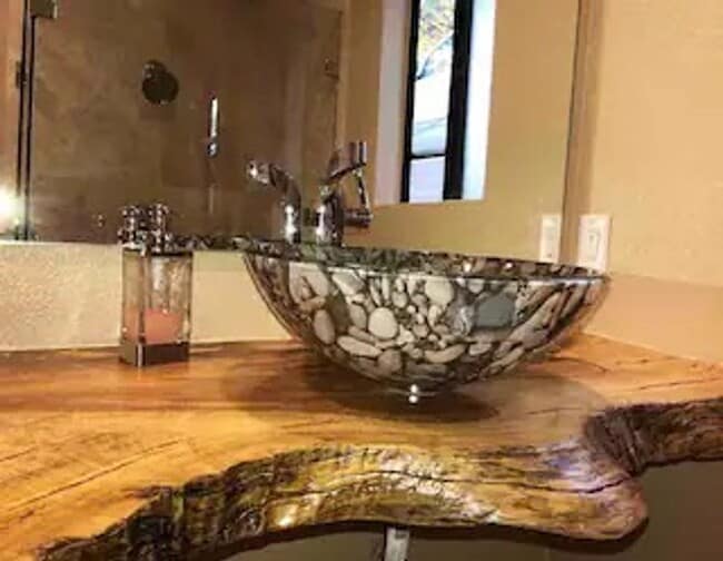 Building Photo - Great Contemporary Lake View Home above Burnt Mill Beach Club