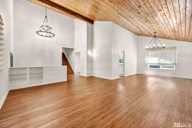 Building Photo - 840 Twin Pines Rd