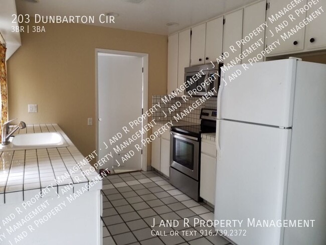 Building Photo - 203 Dunbarton Cir