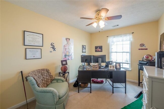 Building Photo - 3615 Beacon Ridge